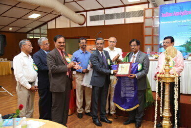 Dr G. Ramakrishnan Receives ISAS Lifetime Achievement Award